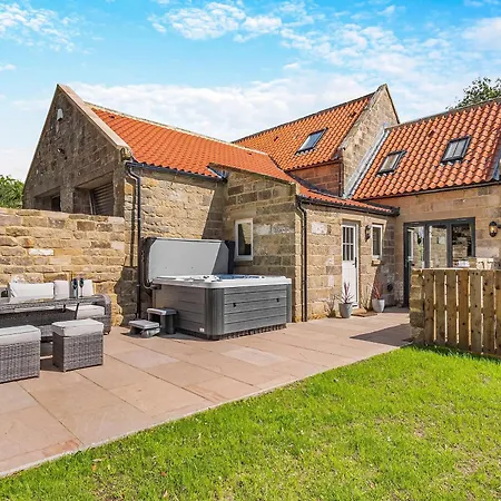 Holiday home Swallow Barn *