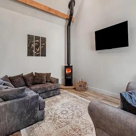 Swallow Barn * Danby